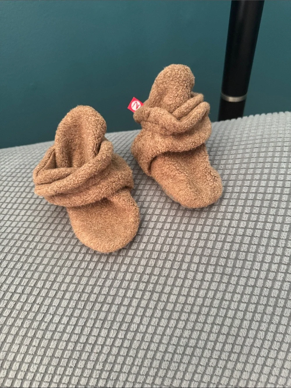 Zutano Brown Plush Baby Booties. Size 12 Months. Gently Used Condition.